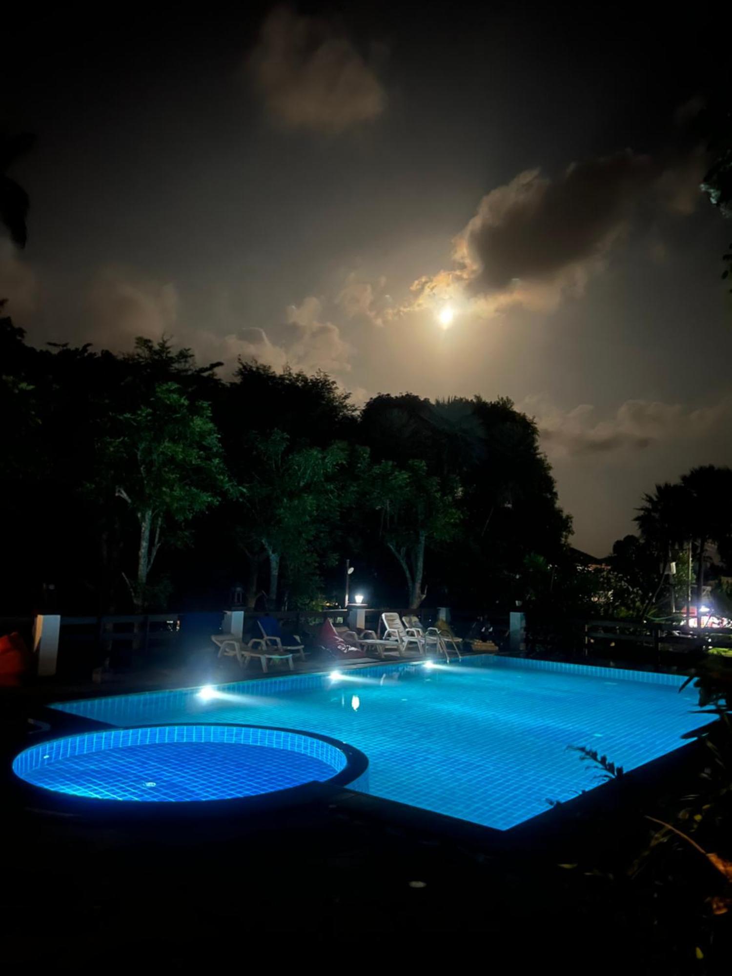 Samui Seabreeze Place Hotel