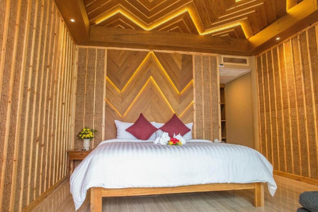 Adarin Resort 3*