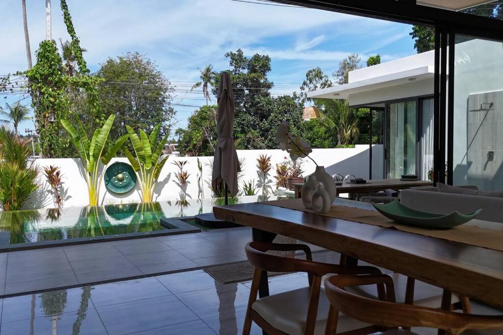 Montes Villa