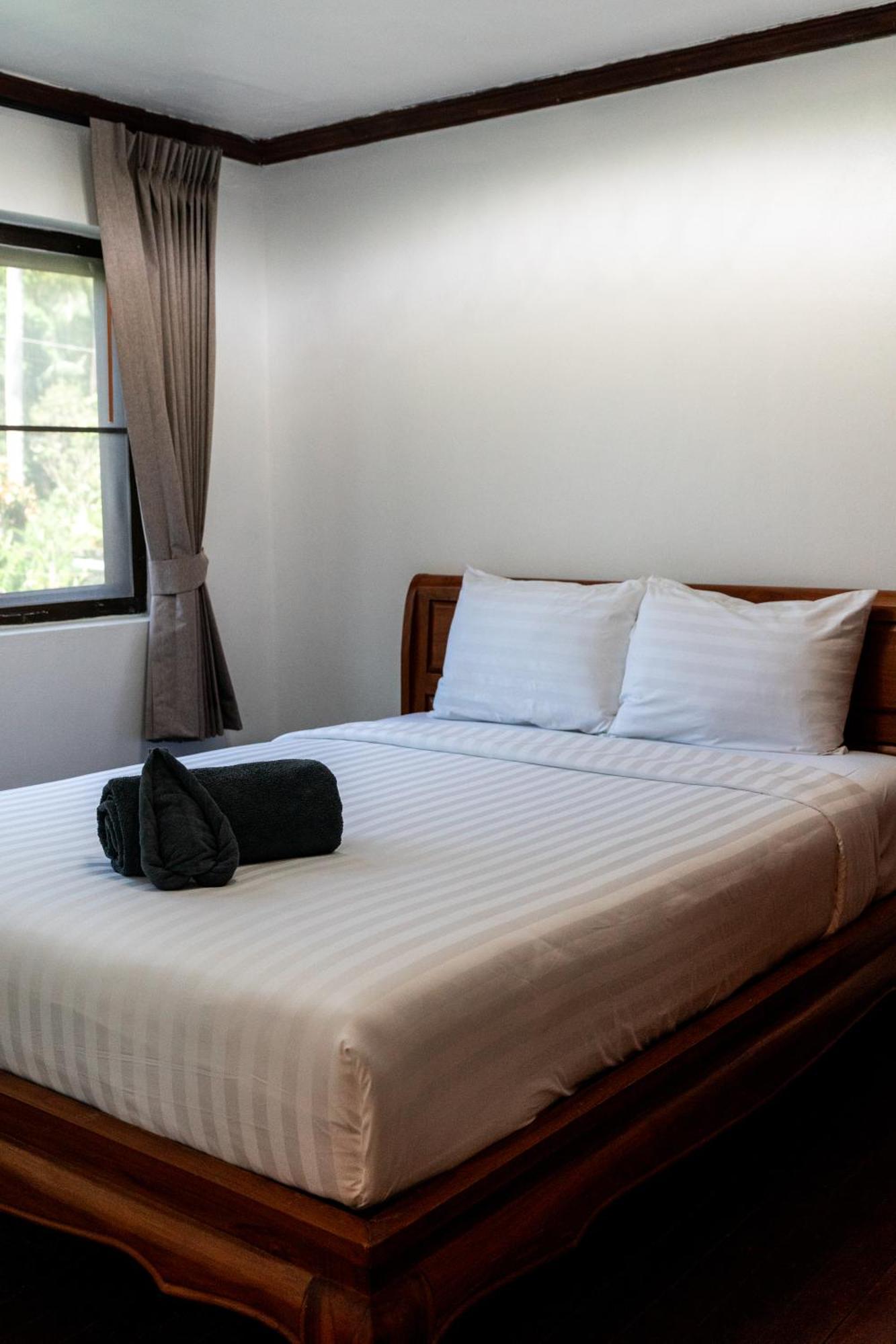 Koh Samui & Restaurant 2* Taling Ngam Beach