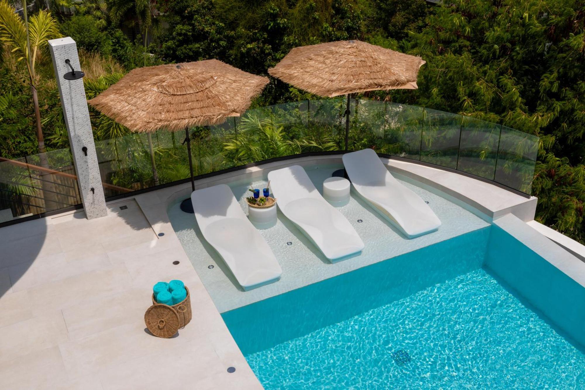 Skyline 9 - Spacious & Stylish Luxury Panoramic Seaview With Outdoor Living & Kitchen, Outdoor Cinema, Private Gym, Salt Water Pool With Jacuzzi In Plai Laem Ko Samui