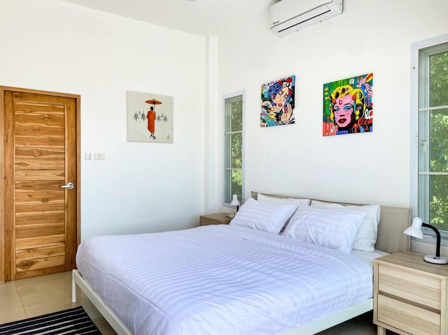 Villa Palmira - Quiet With Sea View