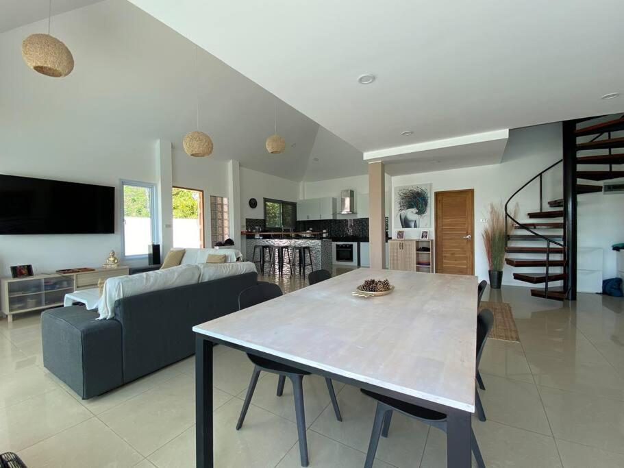 Palmira - Quiet With Sea View Villa *