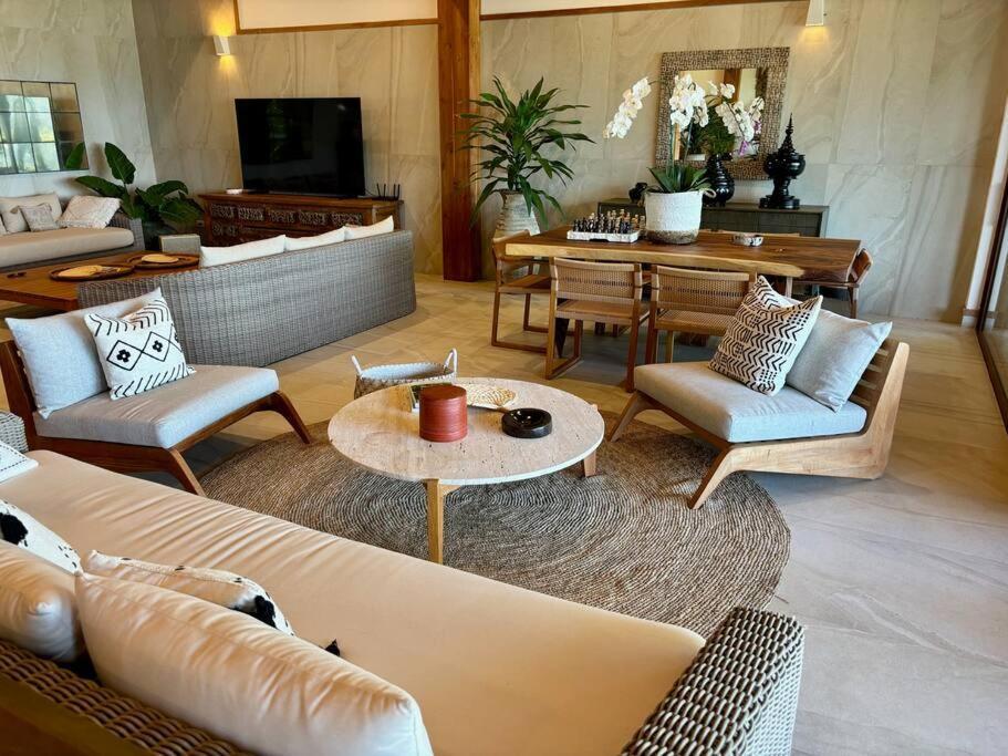 Mangosteen, 10br, 20 Pers Villa Koh Samui