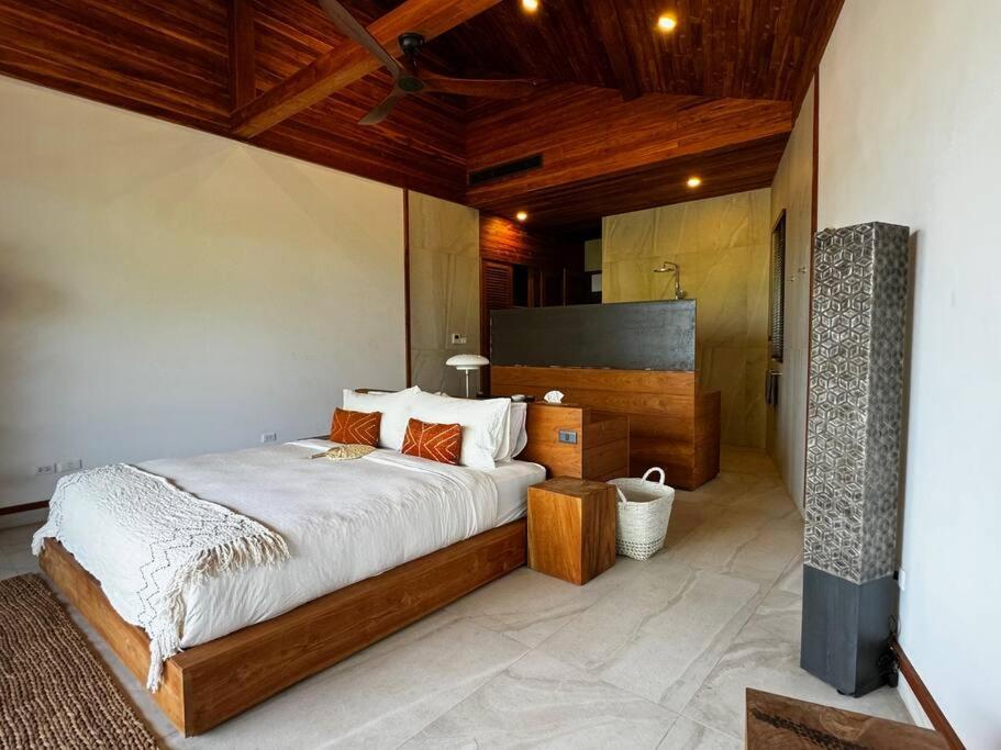 Mangosteen, 10br, 20 Pers Villa
