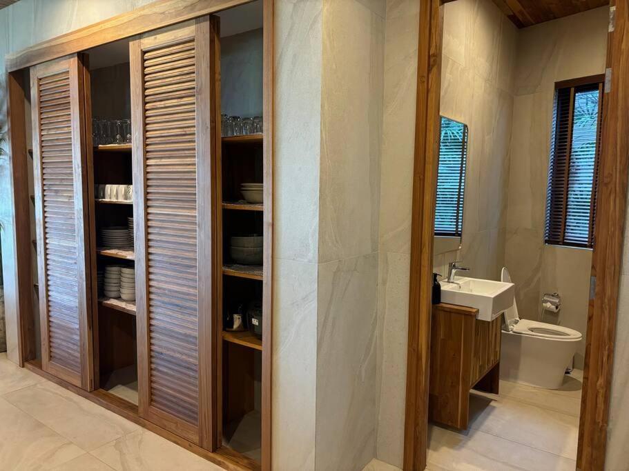 Villa Mangosteen, 10br, 20 Pers