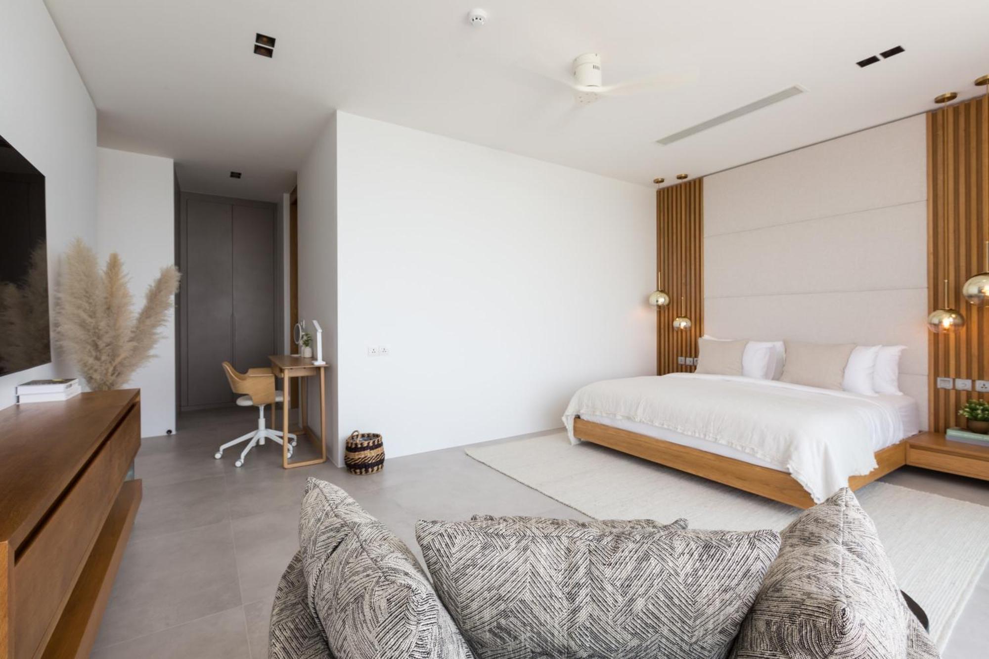 Villa Amylia, Full Service With World-class Seaview *