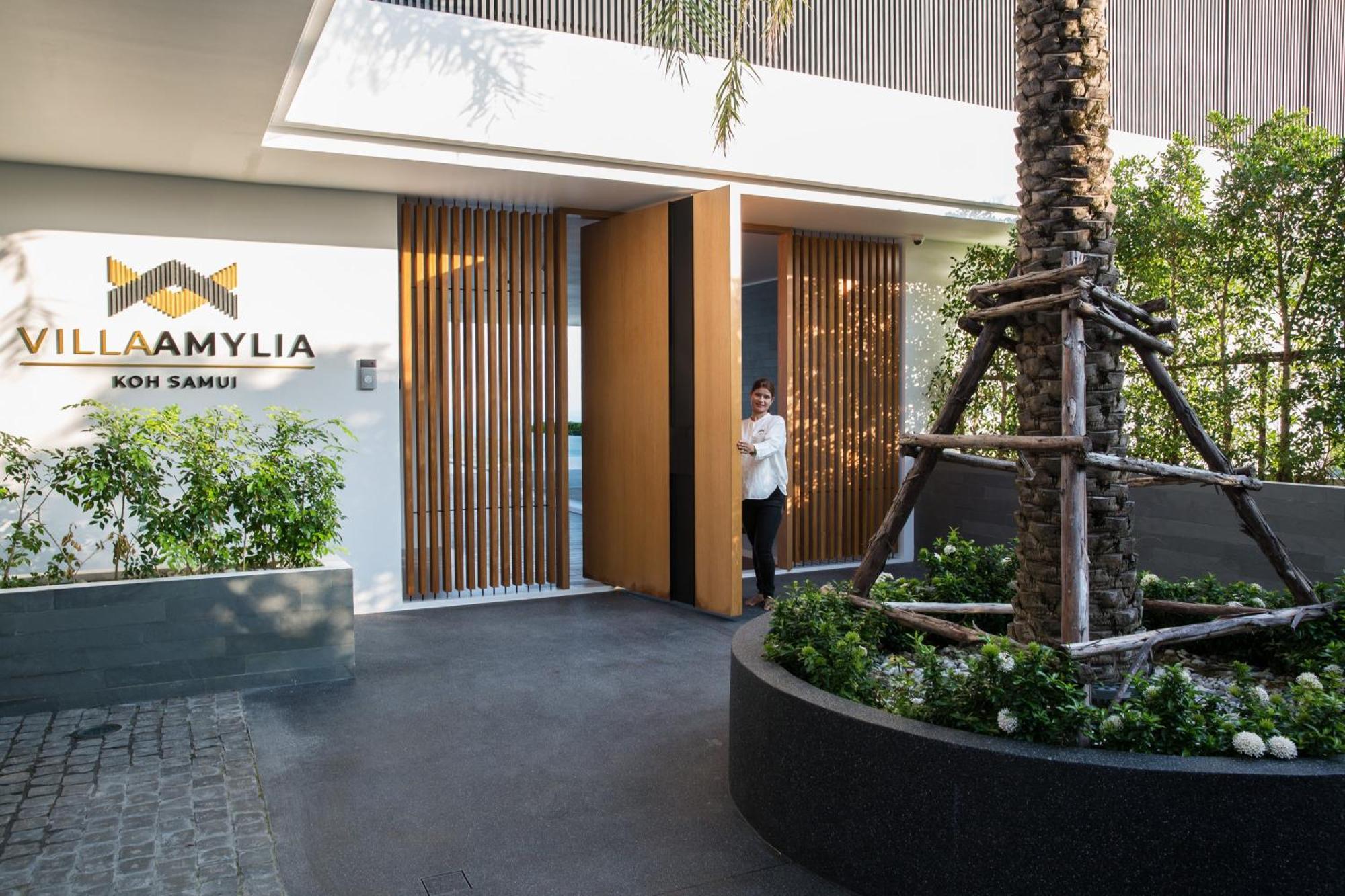 Villa Amylia, Full Service With World-class Seaview Koh Samui