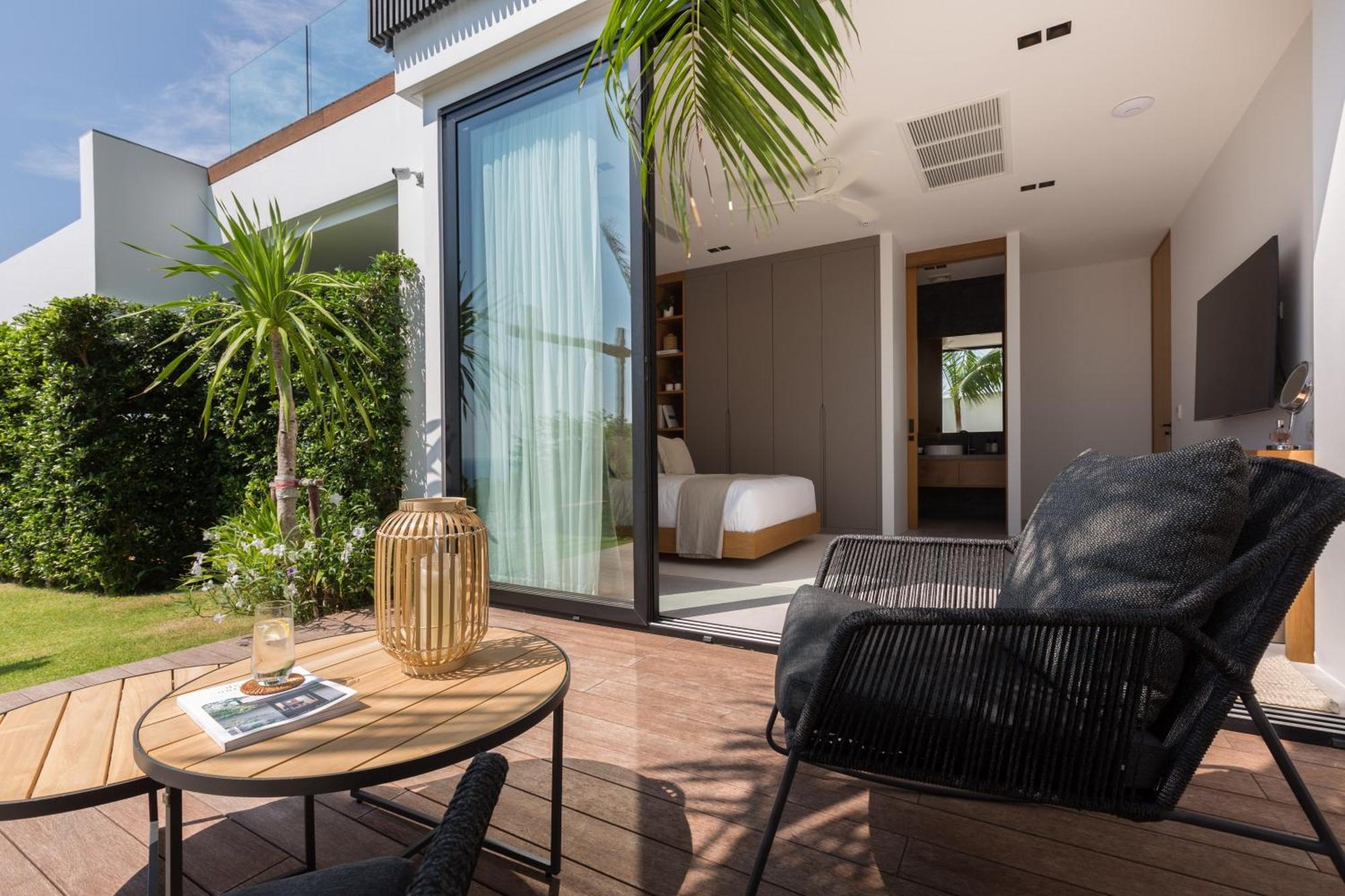 Amylia, Full Service With World-class Seaview Villa *