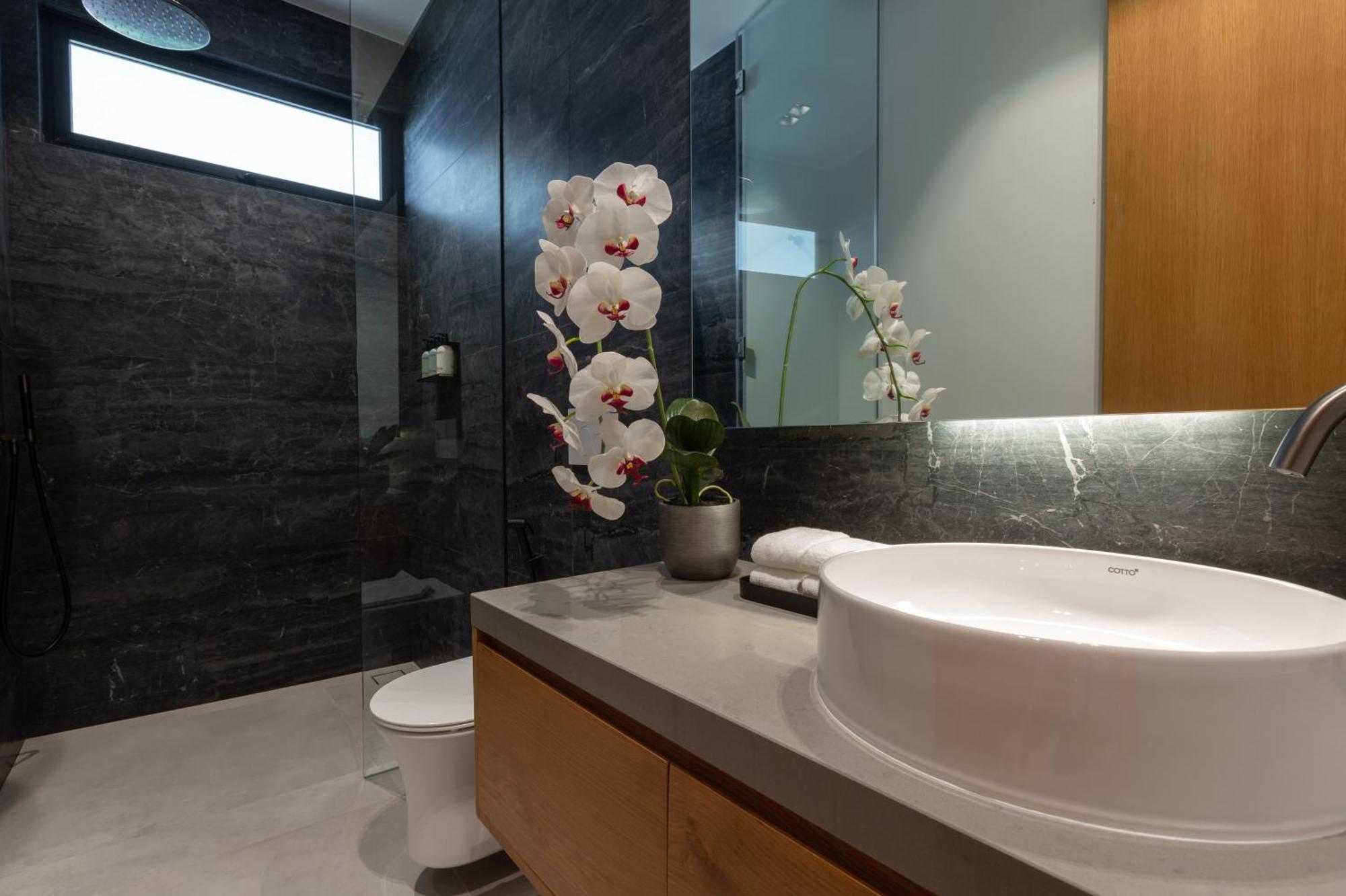Amylia, Full Service With World-class Seaview Villa *