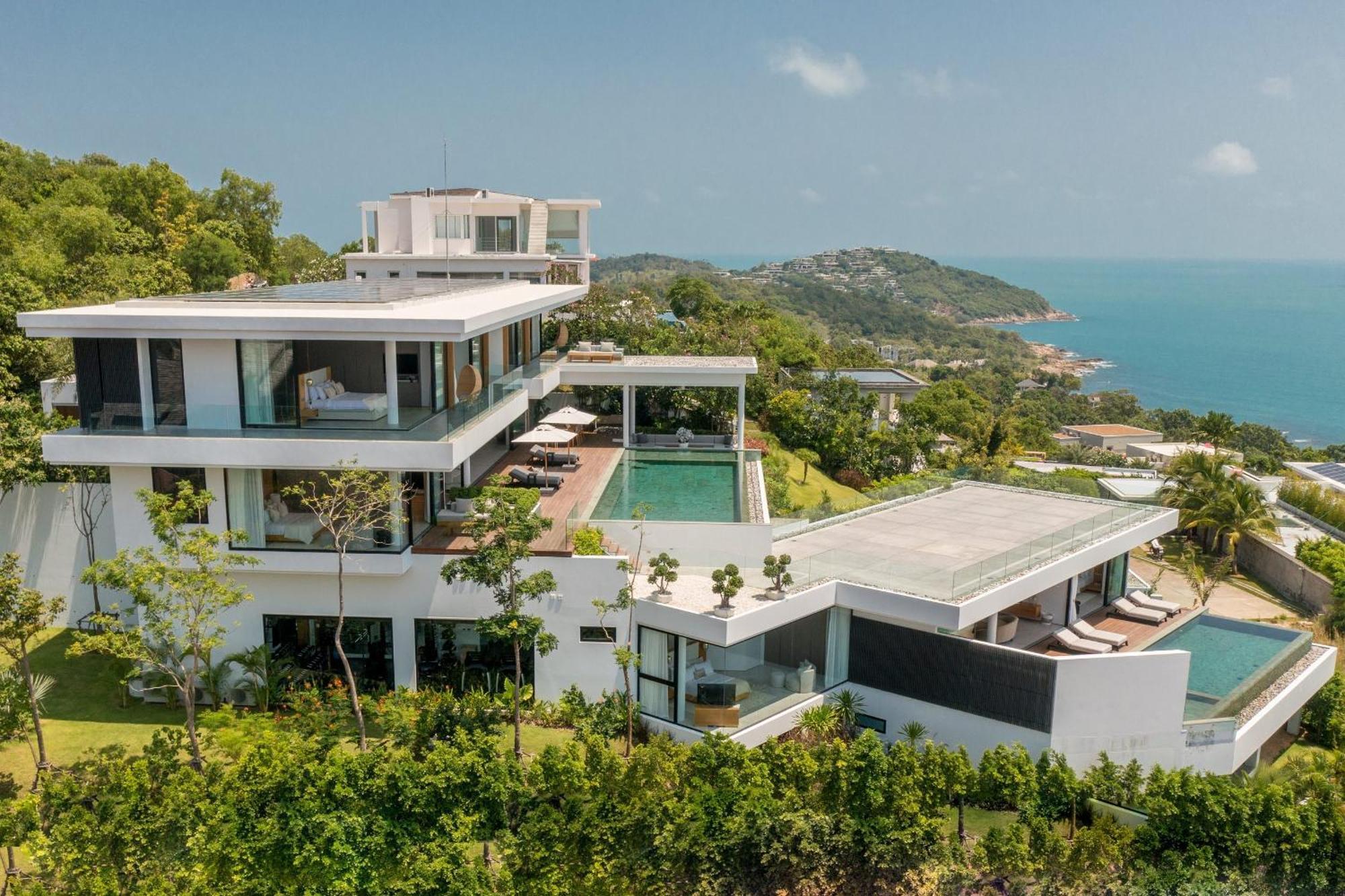 Villa Amylia, Full Service With World-class Seaview