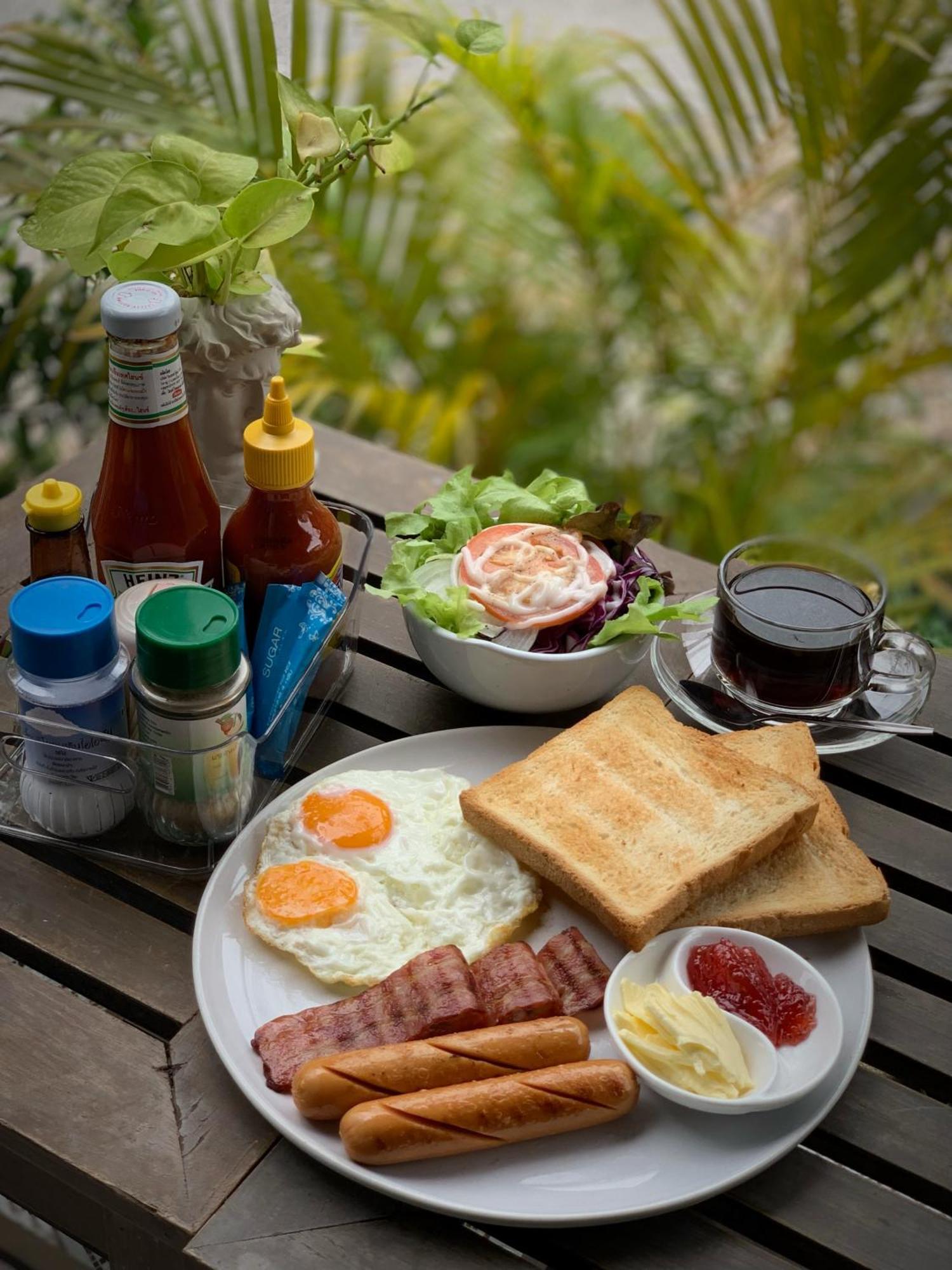 Hostel Vibes Samui And Cafe' *