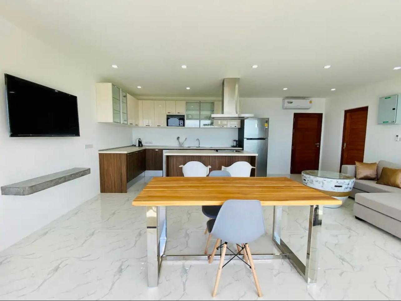 Shakti Ocean Panoramic View - Balcony Swimming Pool *