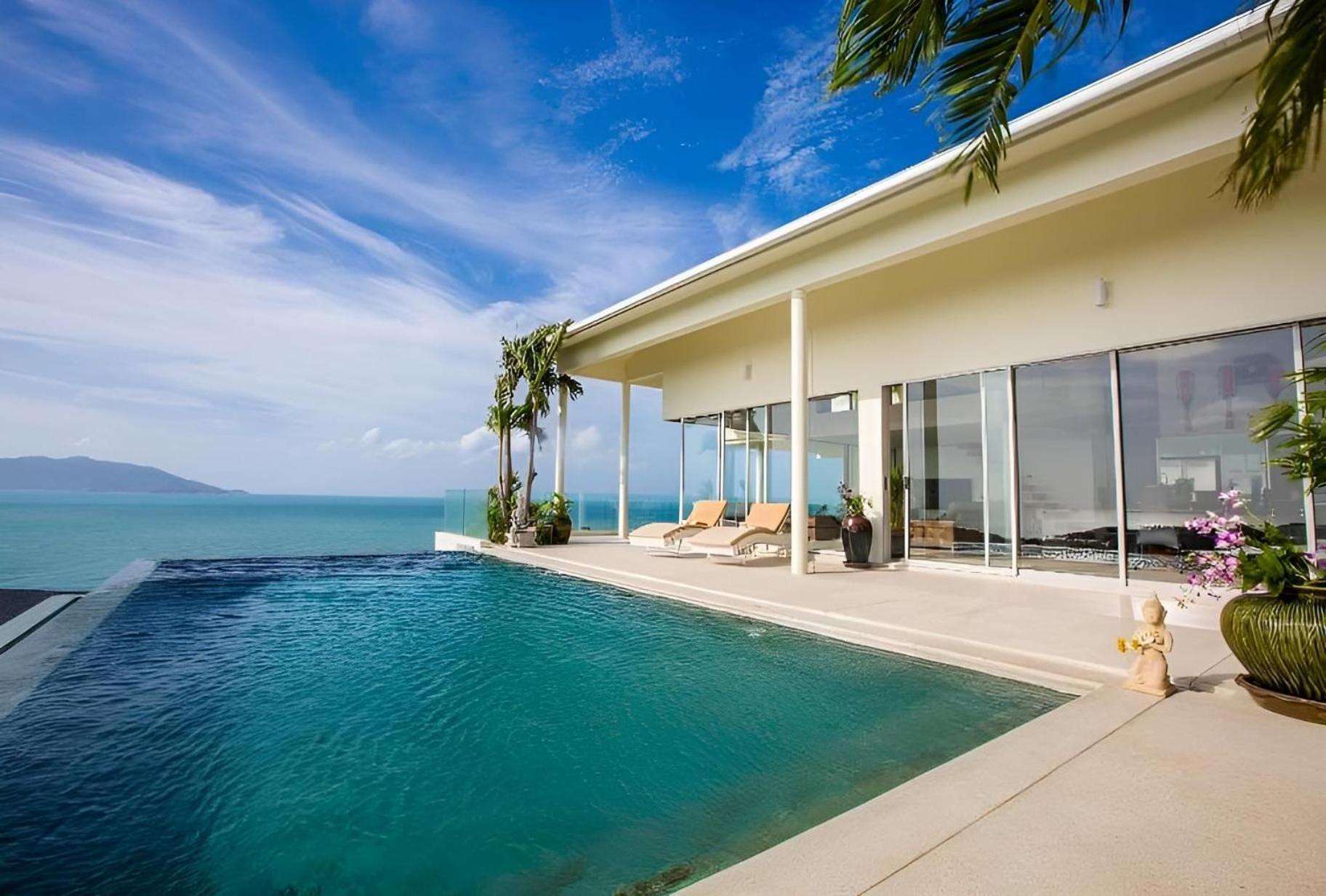 Lora 3br Golden Sunset View Villa Amphoe Koksamui