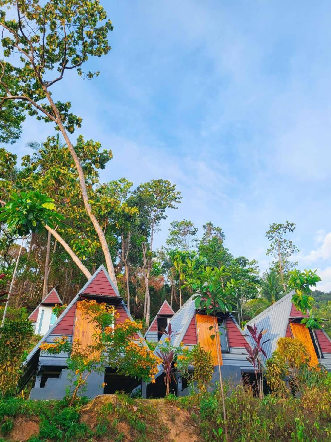 Sz Samui Glamping * Ban Sa Ket