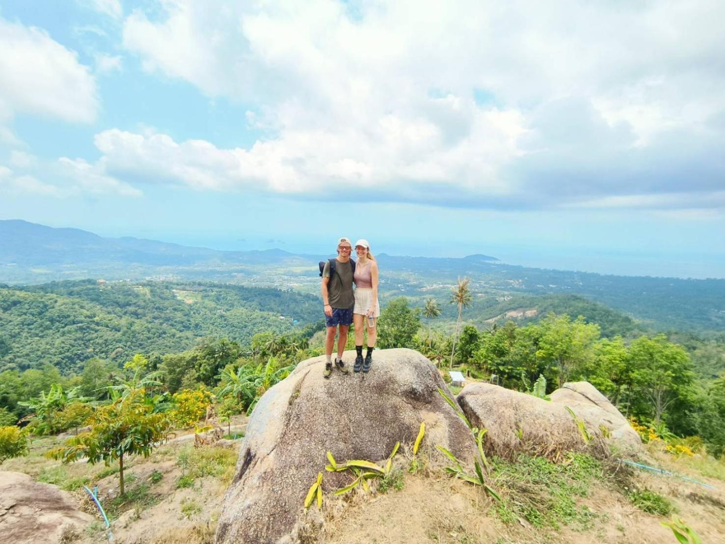 Sz Samui Glamping * Ban Sa Ket