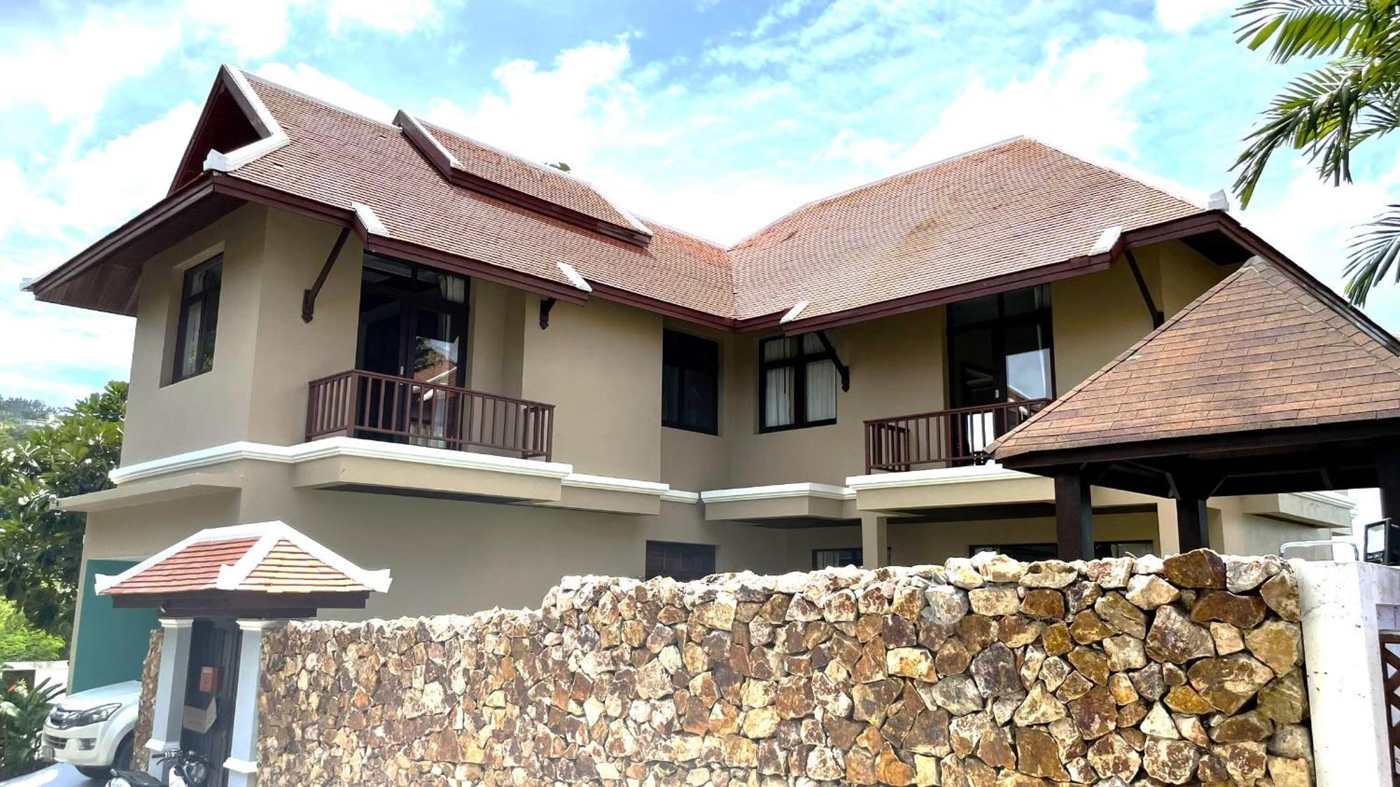 Rockstar Bob Marley Villa