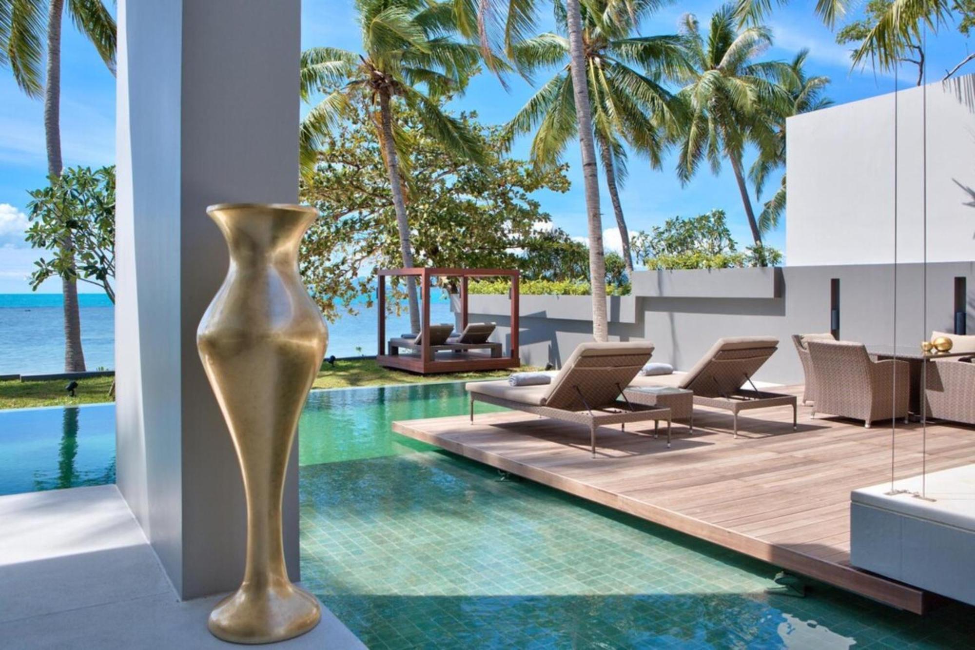 Neung - Modern Beachfront Near Bang Por Villa
