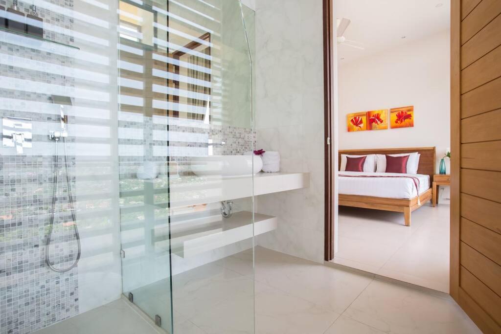 Luxury Pool 3 Bedrooms Near Wat Plailaem Villa Koh Samui