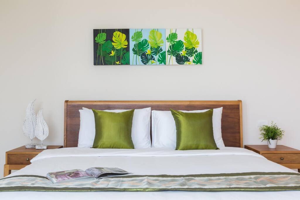 Luxury Pool 3 Bedrooms Near Wat Plailaem Villa