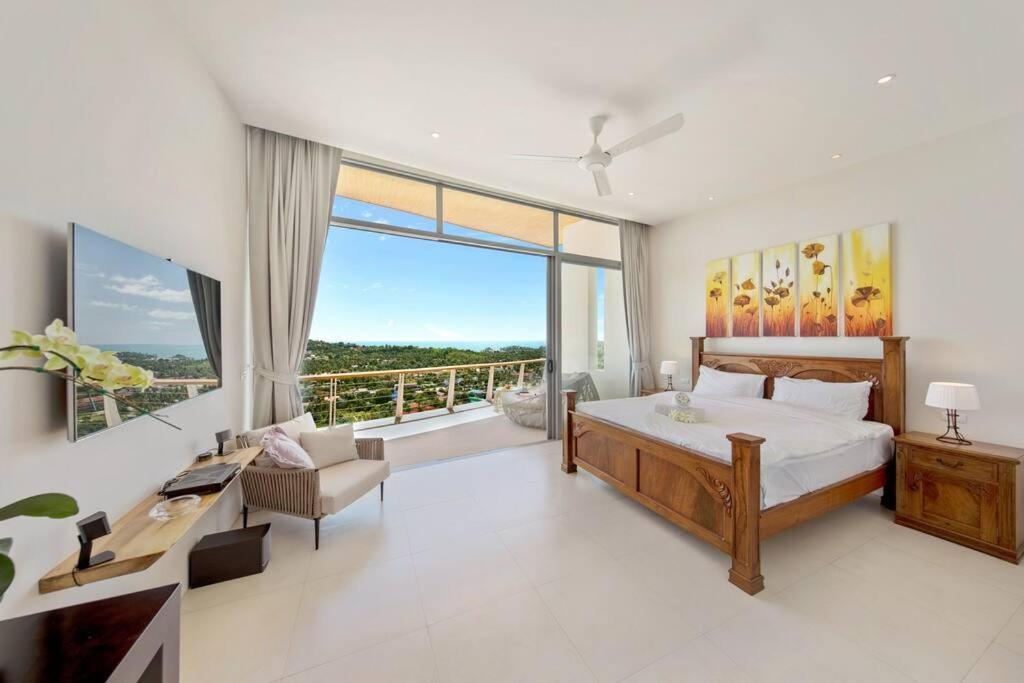 Luxury Pool 3 Bedrooms Near Wat Plailaem Villa Koh Samui