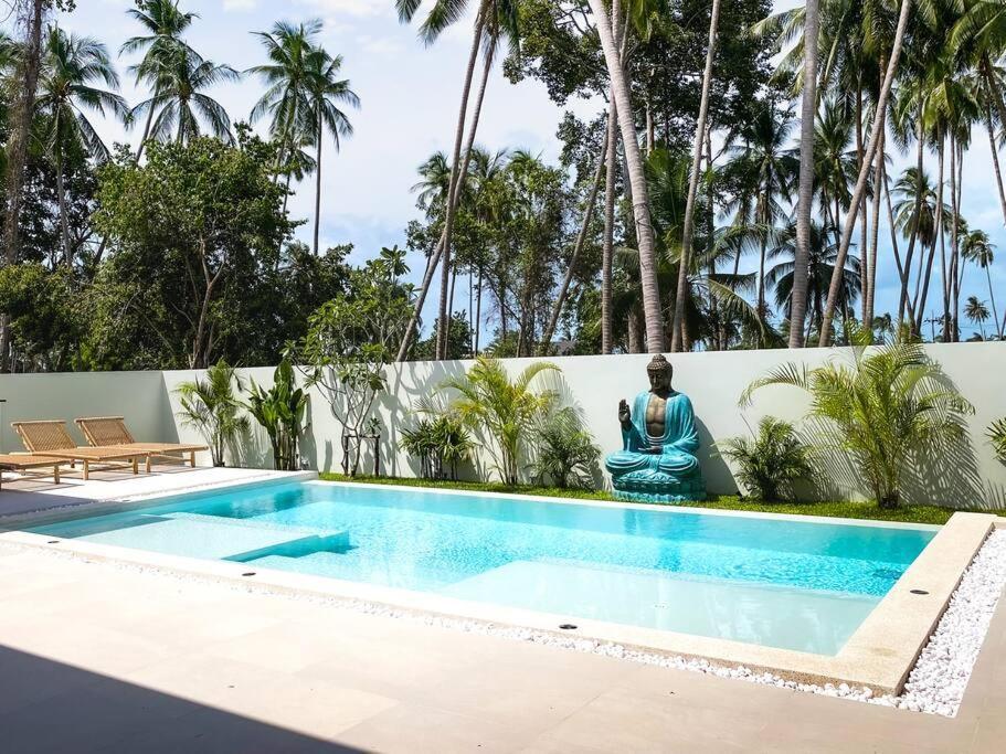 Luka - Amazing Balinese Style Koh Samui