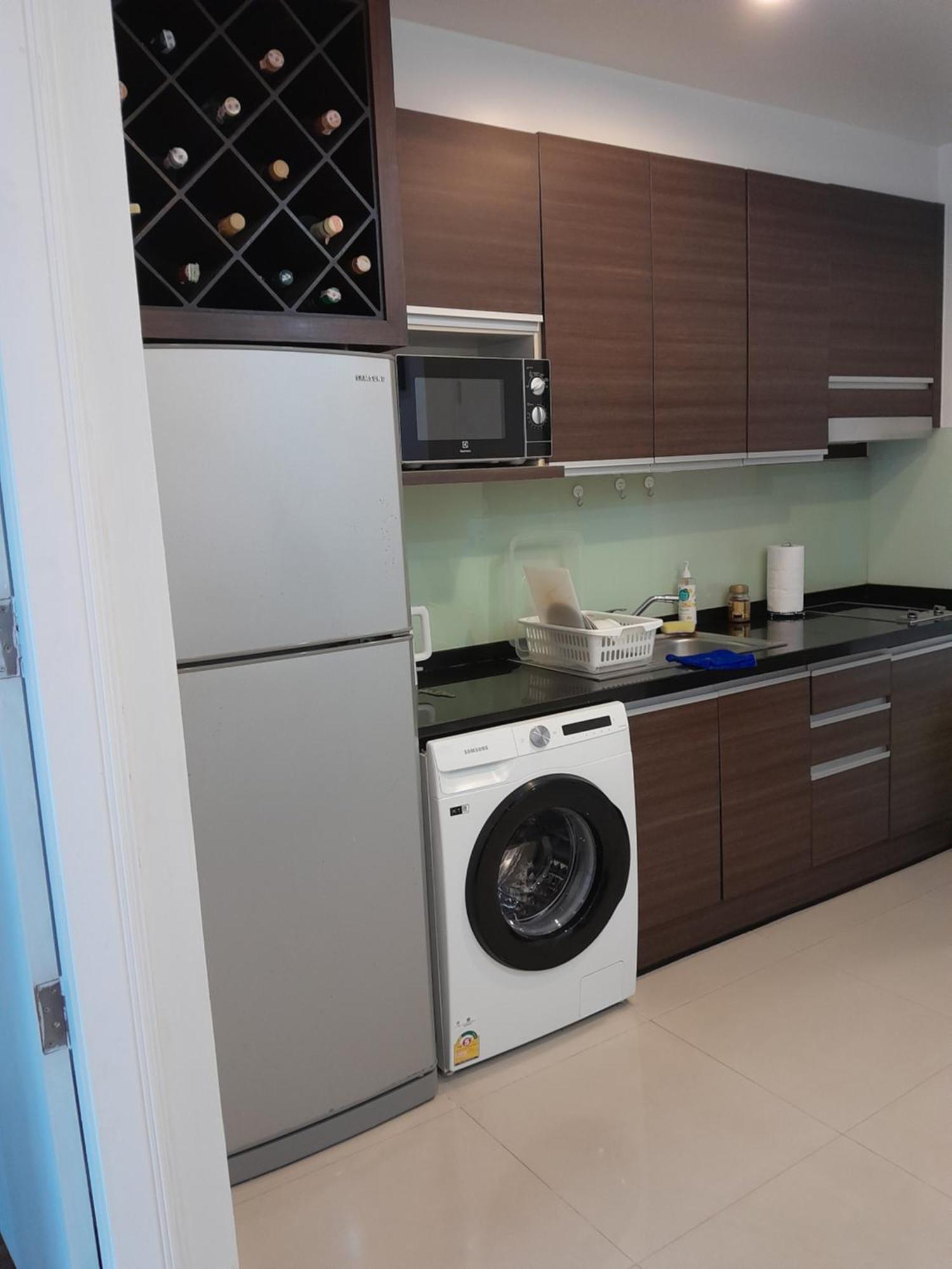 Arisara Place Aparthotel