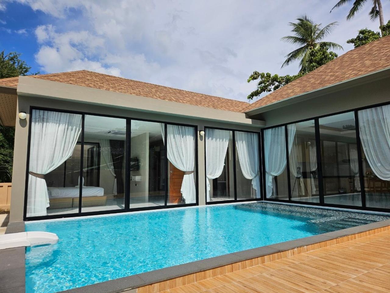Villa Baan First Pool
