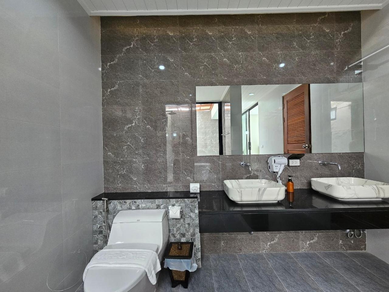 Villa Baan First Pool Ban Ko Khwan