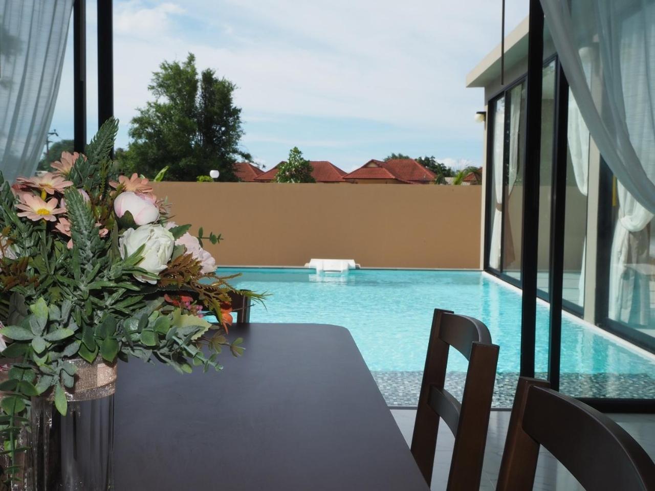 Villa Baan First Pool