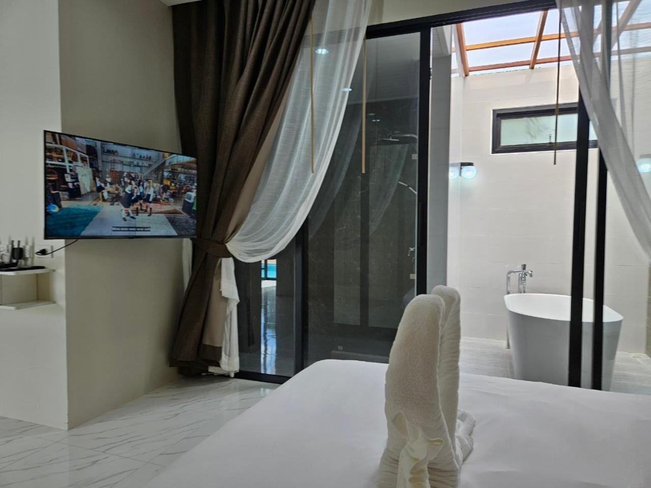 Villa Baan First Pool *