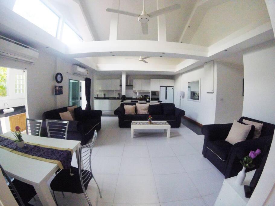 Villa 5 Bedroom Pool 200m To Fisherman's Village