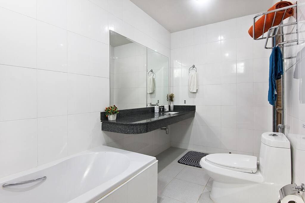 Villa 5 Bedroom Pool 200m To Fisherman's Village *