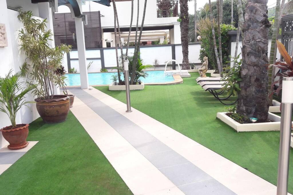 5 Bedroom Pool 200m To Fisherman's Village