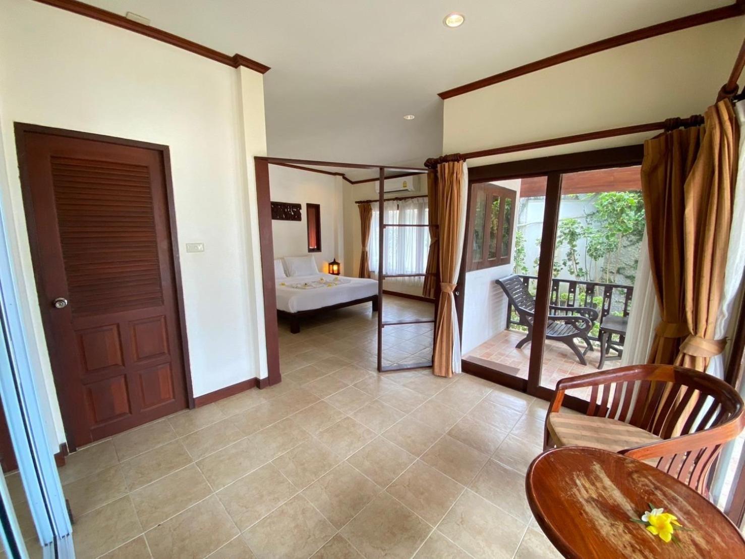 Am Samui Hotel 3*