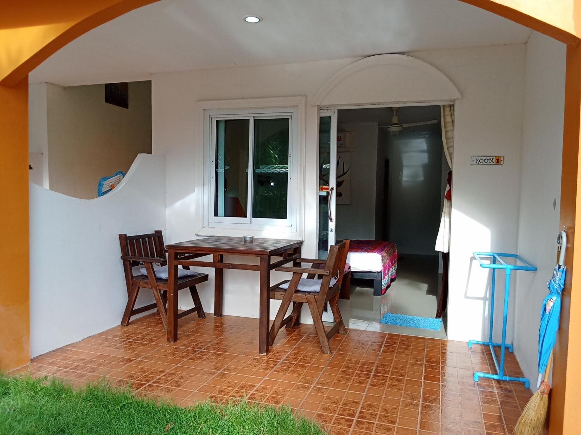 Private Beachside Samui 2*