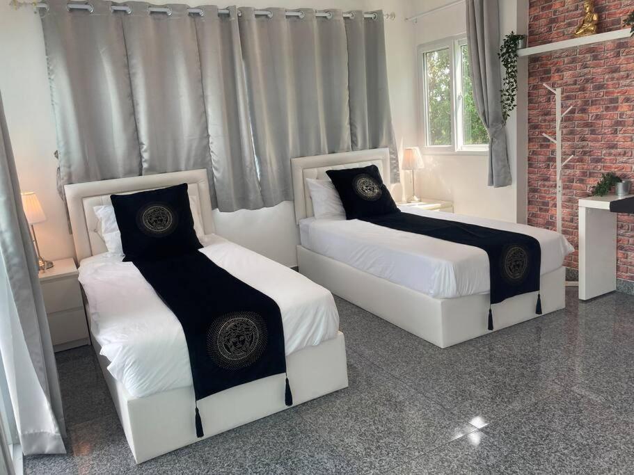 Eliza Honeymoon Mit Pool Villa