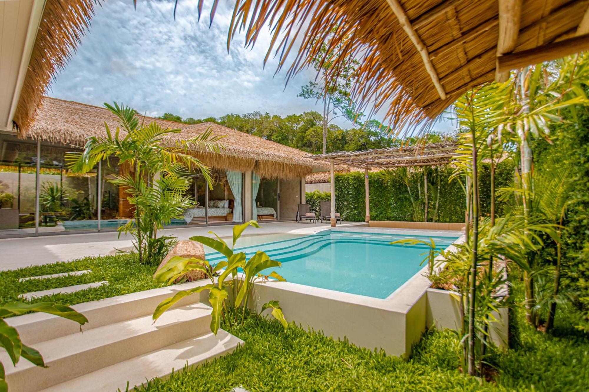 The Peaceful Roccapina * Amphoe Koksamui