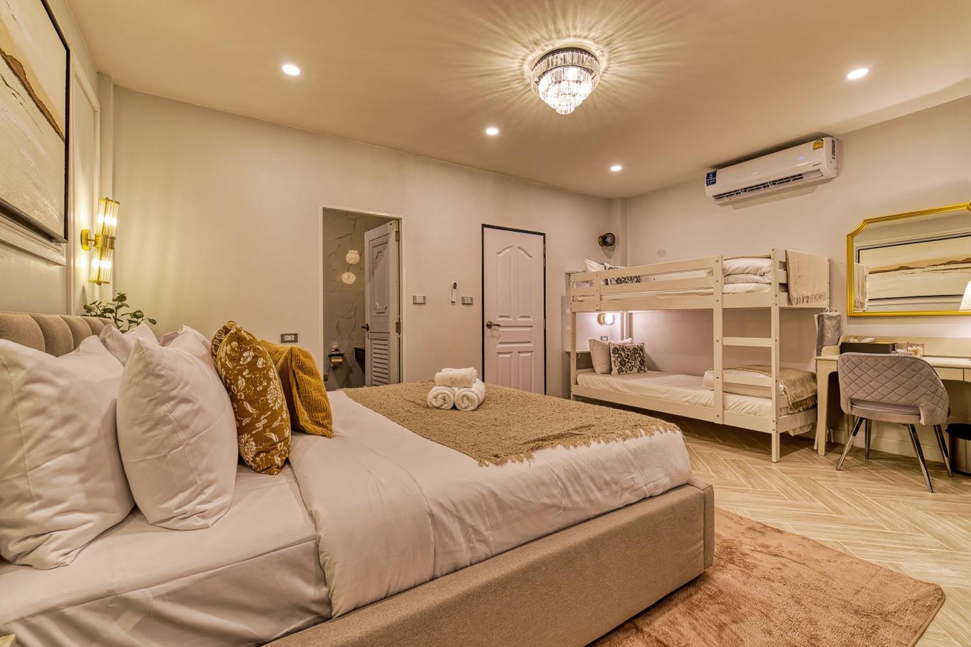 Shalom House 3 Bedroom, Near Chabad And Holiday home *