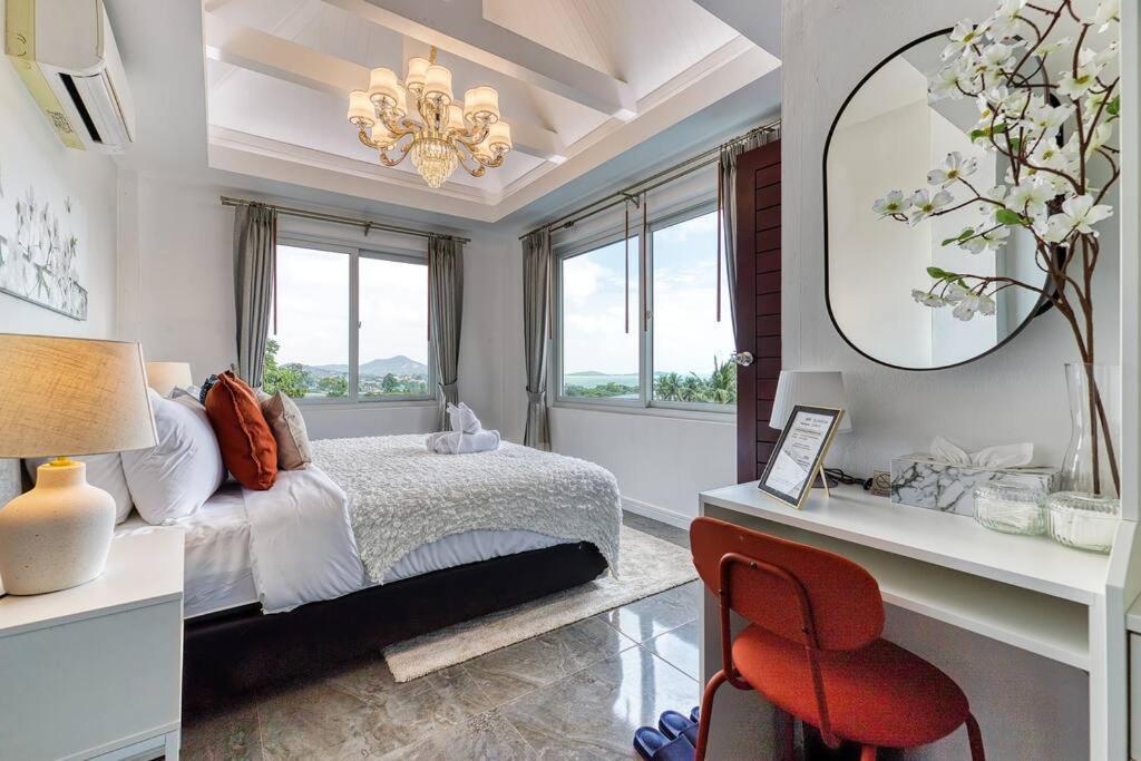 New 8 Bedroom Seaview Gym Pool