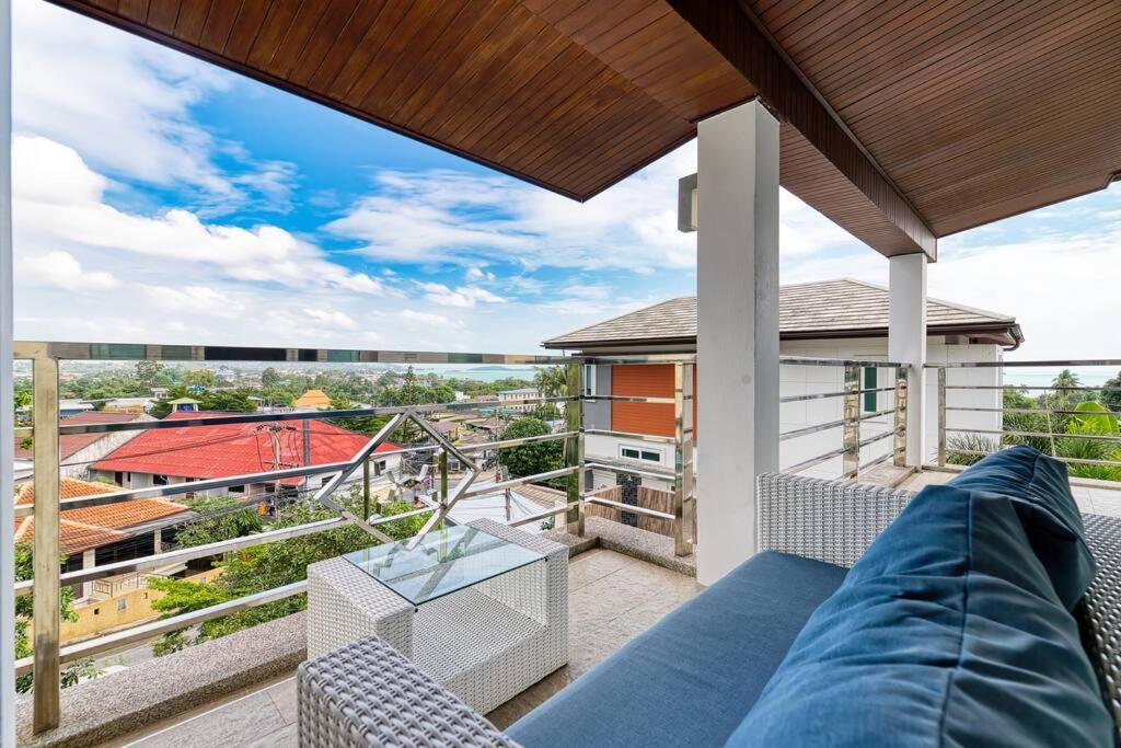 New 8 Bedroom Seaview Gym Pool *