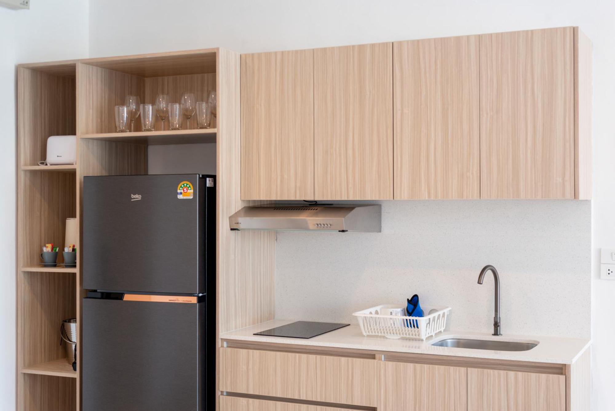 Beachfront Luxury 32 *