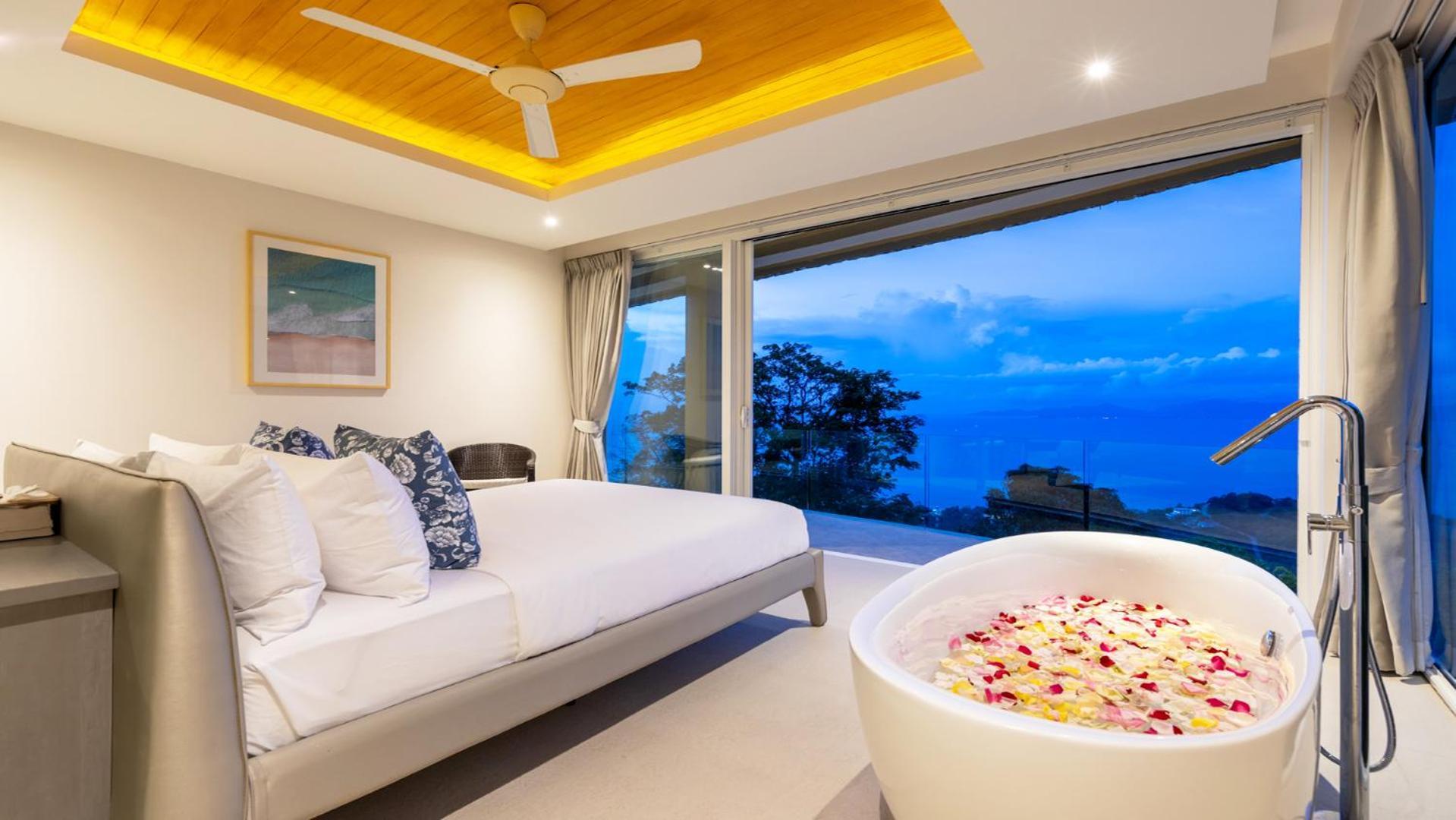 Cabo With Panoramic Sea Views