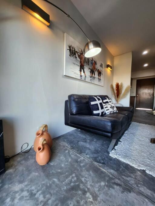 Stylish Sea-view Apartment *