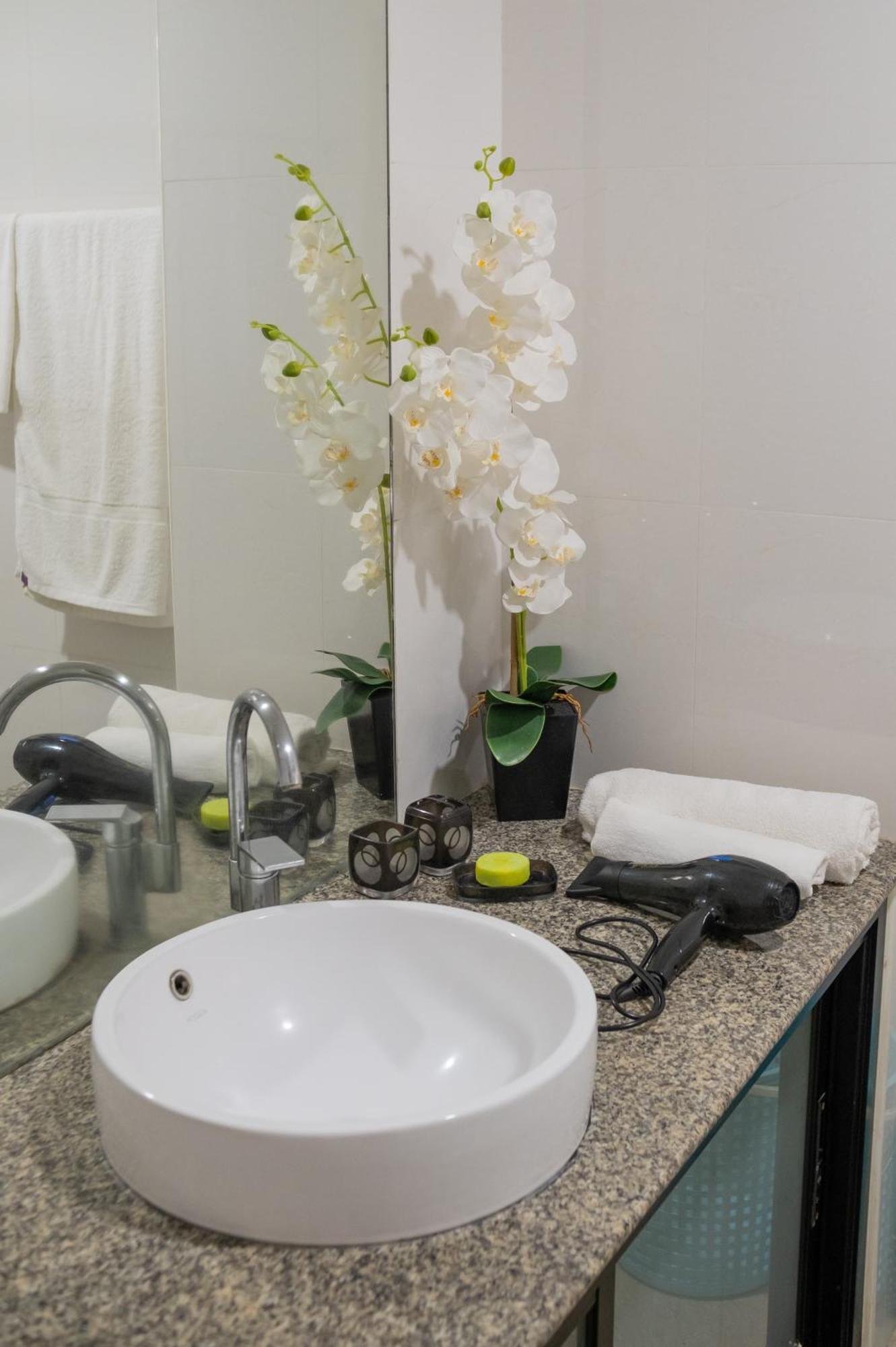 Avanta Unit A306 Apartamento *