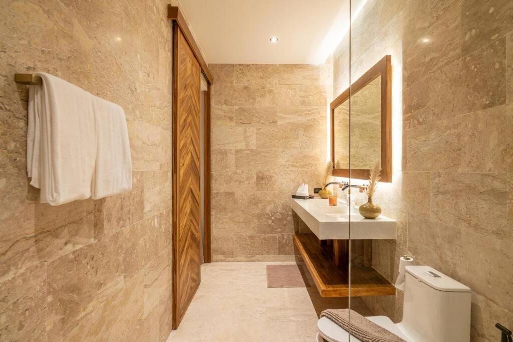 Villa 1 Bedroom Close To Fisherman! - Kbr27