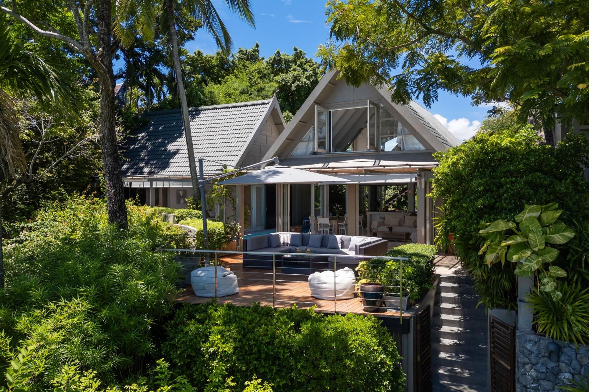 Sunset With Wellness & Access Villa *