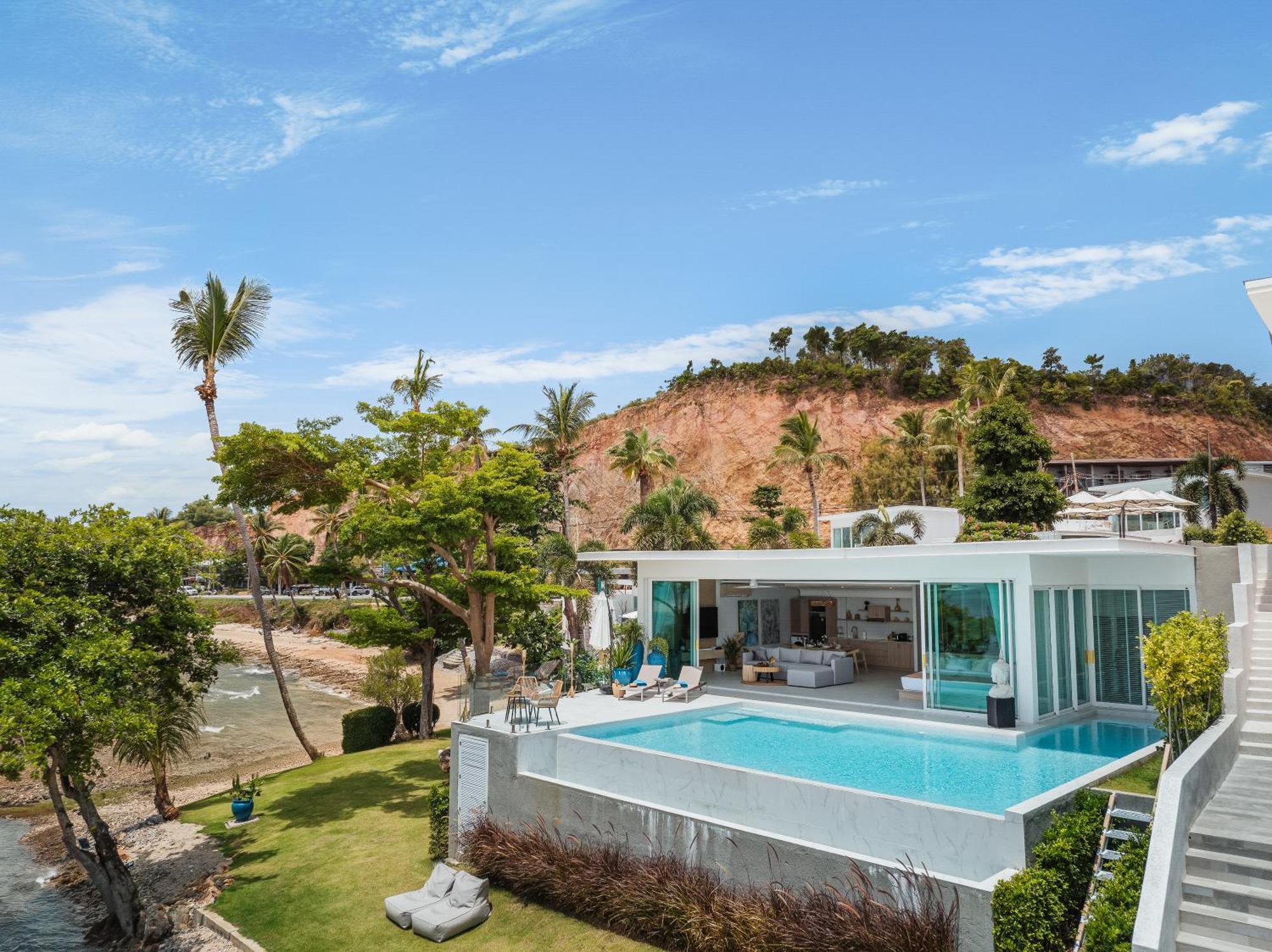 Beachfront Secret Tides Mar Villa