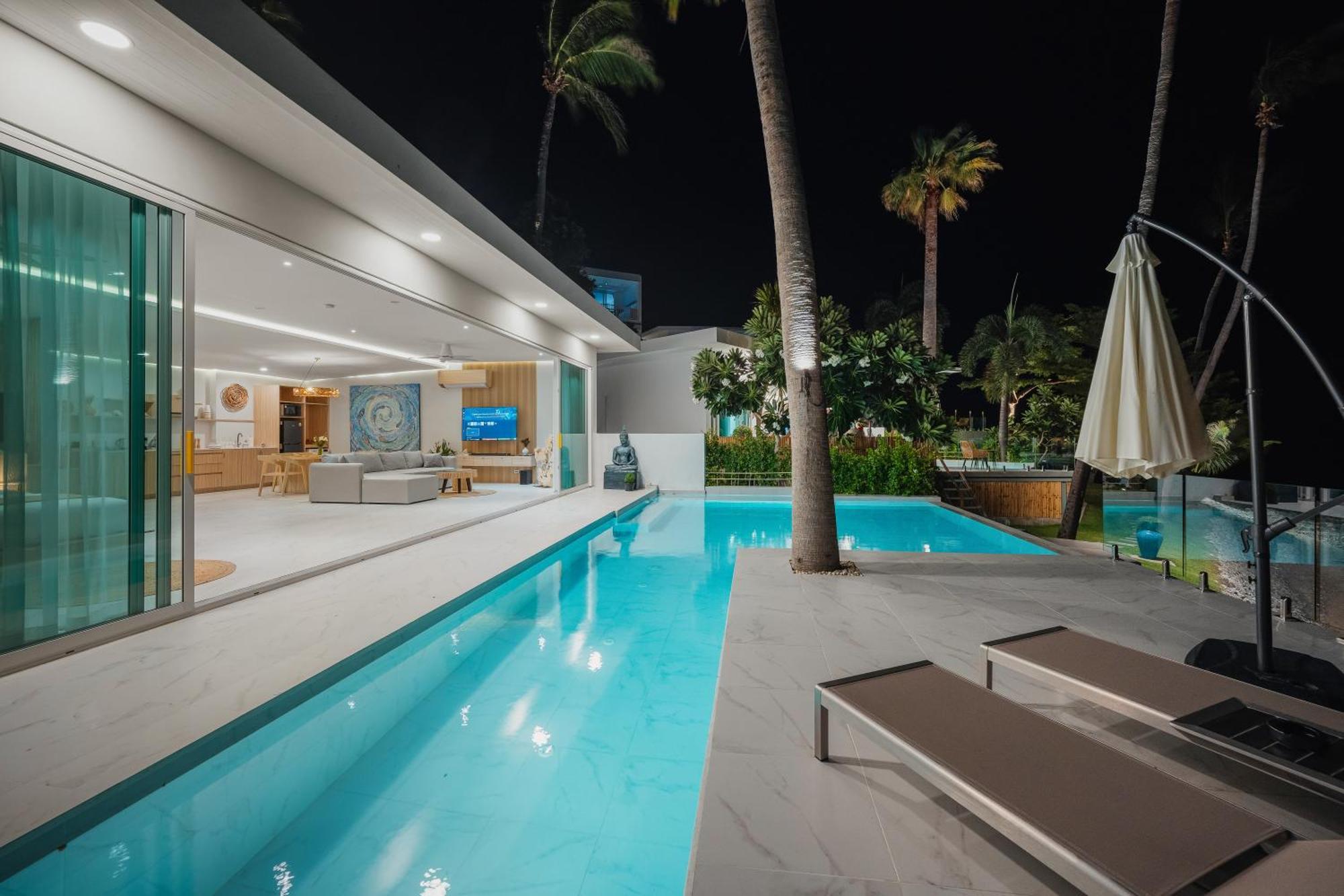 Beachfront Secret Tides Sol Villa