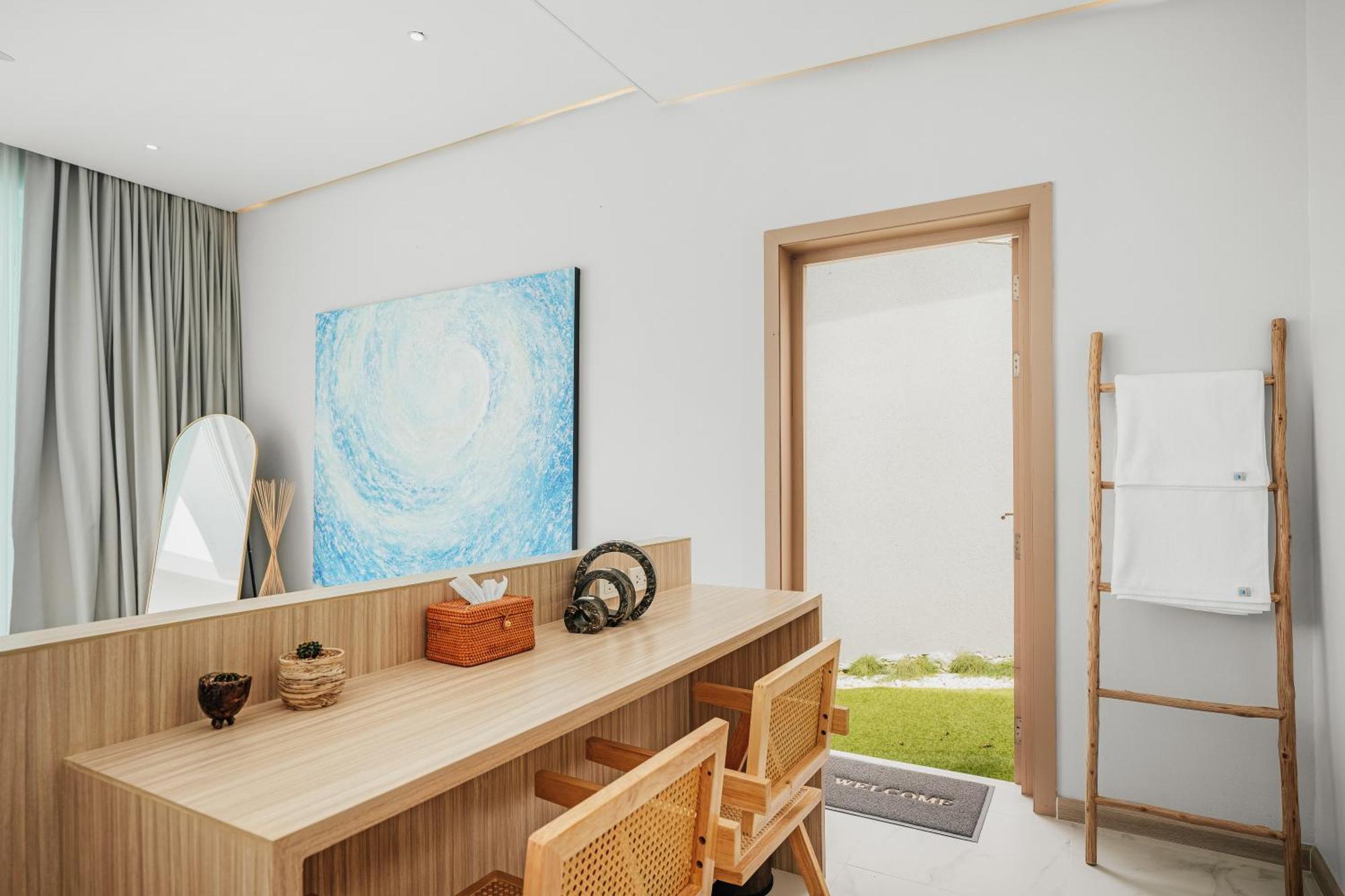 Beachfront Secret Tides Sol Villa